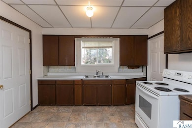 N Park St, Minnesota Lake, MN 56068 - photo 5