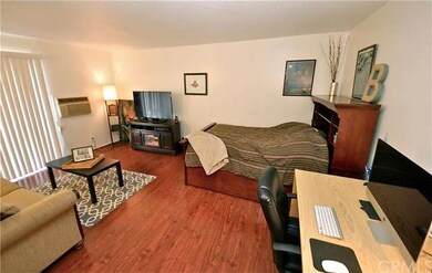Newer laminate wood flooring