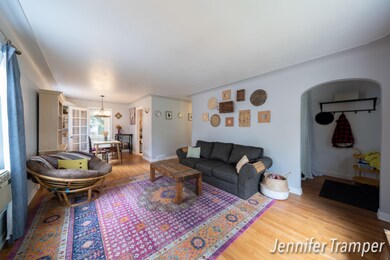 2026 Emerald, Grand Rapids, MI 49505-7