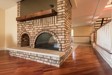 10165 Potter Rd, Des Plaines, IL 60016 - photo 7