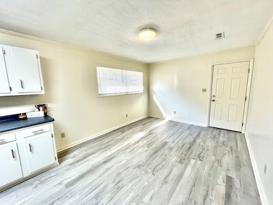 2303 Debbie Dr, Dothan, AL 36303 - photo 6