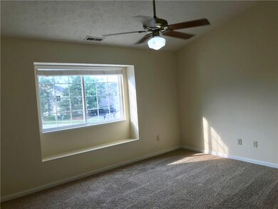 711 Pine Lake Dr, Greenwood, IN 46143 - photo 7