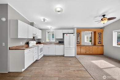 23825 15th Ave SE unit 93, Bothell, WA 98021 - photo 3