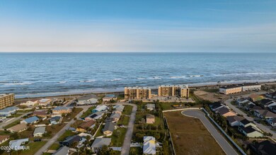 2222 Oceanshore Blve 102B-30