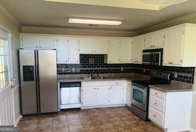 788 Riverview Ln, Winder, GA 30680 - photo 4