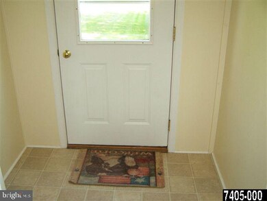 13712 Winterstown Rd, Felton, PA 17322 - photo 5