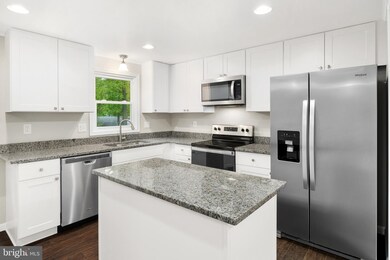 10913 Buckskin Ln, Fredericksburg, VA 22407 - photo 3