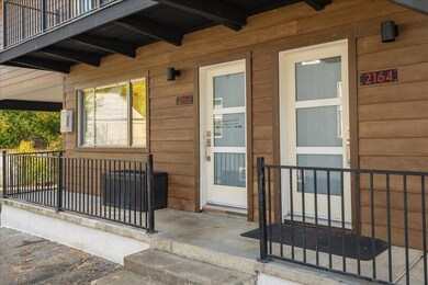 2176 4 Plex 1