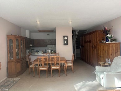 710 Constitution Dr unit 2-A-1, Durham, NC 27705 - photo 5