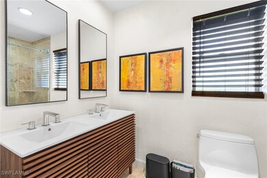 Primary Suite Bathroom