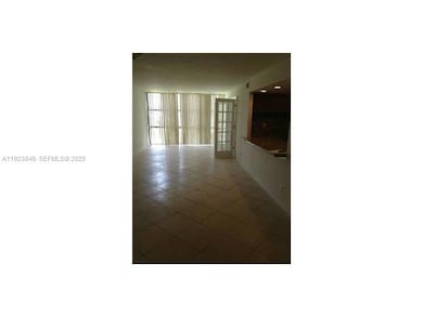 800 Parkview Dr unit 124, Hallandale Beach, FL 33009 - photo 4