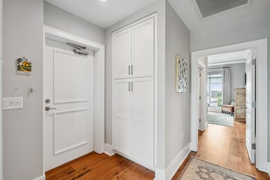 155 Wingo Way unit 472, Mount Pleasant, SC 29464 - photo 2