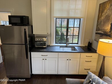 540 Sarah St unit 1A, Stroudsburg, PA 18360 - photo 7