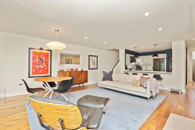 11 River Rd UNIT 112 Greenwich-large-010