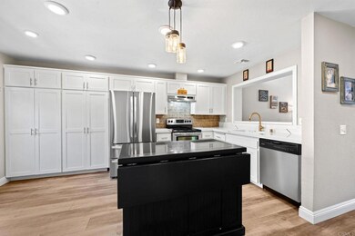 8663 Circle r Course Ln, Escondido, CA 92026 - photo 5