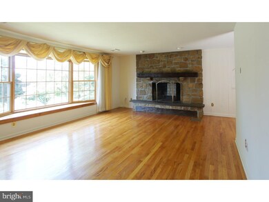 4512 Mill Rd, Emmaus, PA 18049 - photo 5