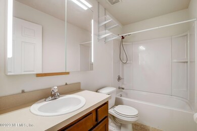 22-web-or-mls-S Hamilton Springs Rd-022