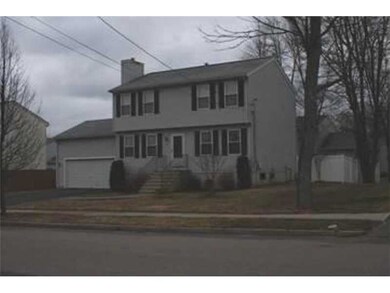 105 Laura Cir, Cranston, RI 02920 - photo 3