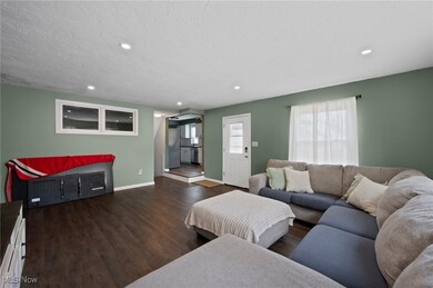 1843 Rush Rd, Wickliffe, OH 44092 - photo 6