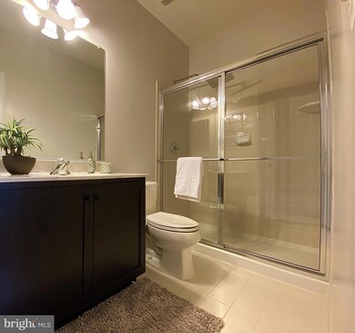 23092 Dunlop Heights Terrace, Ashburn, VA 20148 - photo 4