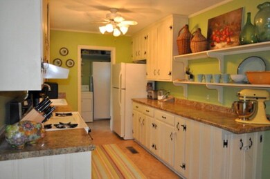 1124 Darlington Dr, Macon, GA 31210 - photo 4