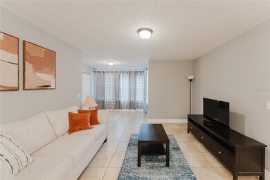 5120 Conroy Rd unit 18, Orlando, FL 32811 - photo 4