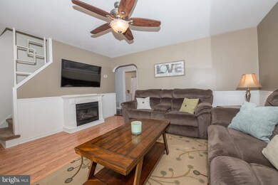 221 Hazel Ave, Folsom, PA 19033 - photo 7