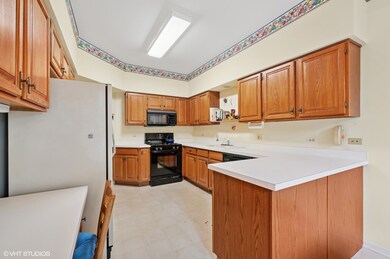 2105 Norwich Ct, Glenview, IL 60026 - photo 7