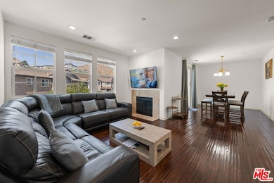 16730 Nicklaus Dr unit 51, Rancho Cascades, CA 91342 - photo 6