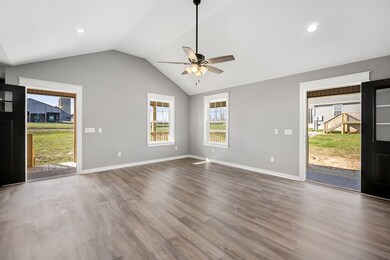 11879 Old Kentucky Rd, Walling, TN 38587 - photo 7