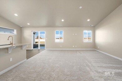 5598 E Lekeitio Village Dr, Nampa, ID 83687 - photo 3