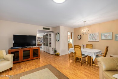 Nice FLooring and Colors