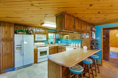 65595 E Peninsular Drive-large-018-16-Ki