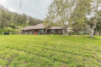 30240 Watts Valley Rd, Tollhouse, CA 93667 - photo 2