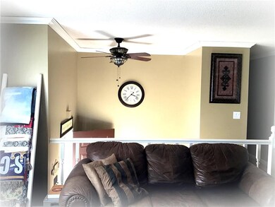 211 Jayhawk Ct, Lansing, KS 66043 - photo 5