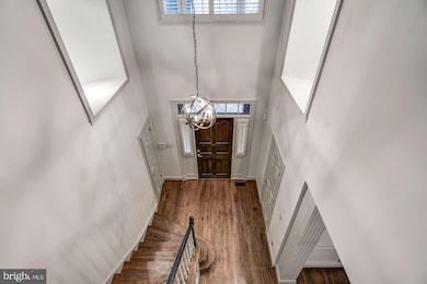 9122 Town Gate Ln, Bethesda, MD 20817 - photo 3