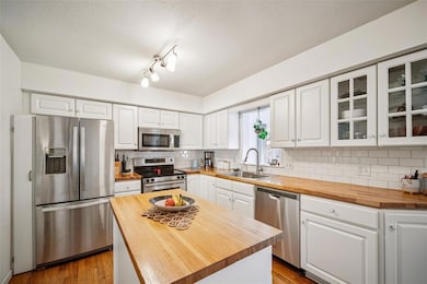 114 SW 52nd St, Des Moines, IA 50312 - photo 5