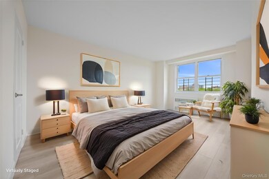 Lafayette-Boynton unit 8B, Bronx, NY 10473 - photo 2