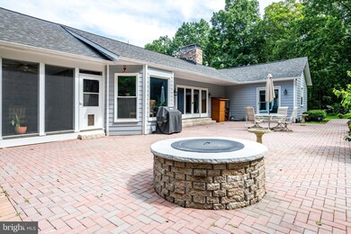 161 Opequon Woods Cir, Stephenson, VA 22656 - photo 4