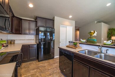 Edgewood Kitchen 2