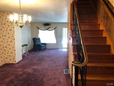 223 N 13th St, Allentown, PA 18102 - photo 4