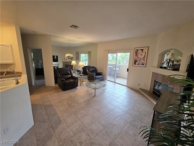 2050 W Warm Springs Rd unit 423, Henderson, NV 89014 - photo 3