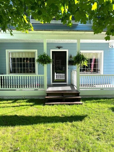 94 Grove St, Littleton, NH 03561 - photo 3