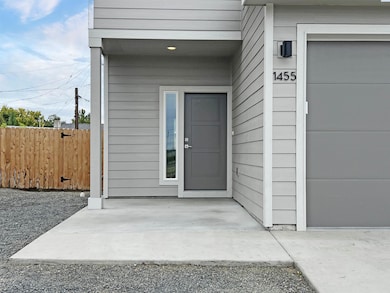 1453 SE Denver St, Richland, WA 99352 - photo 3