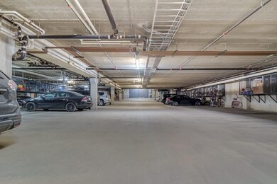 710 N 4th-34