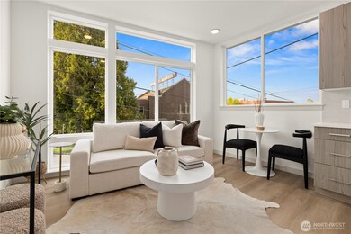 722 N 36th St, Seattle, WA 98103 - photo 6