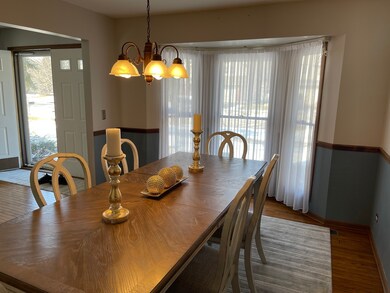 1226 Ardmore Dr, Naperville, IL 60540 - photo 6