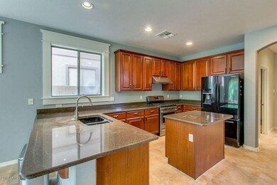 7-Yucca kitchen