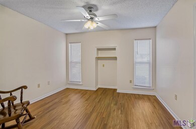 2223 E Eagle St, Zachary, LA 70791 - photo 3