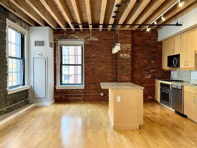 99-105 Broad St unit 4E, Boston, MA 02110 - photo 4